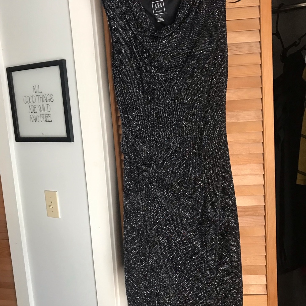 JH evenings sleeveless Elegant Black Glitter Dress,ruched on the side, sz 12/14 - Picture 2 of 4